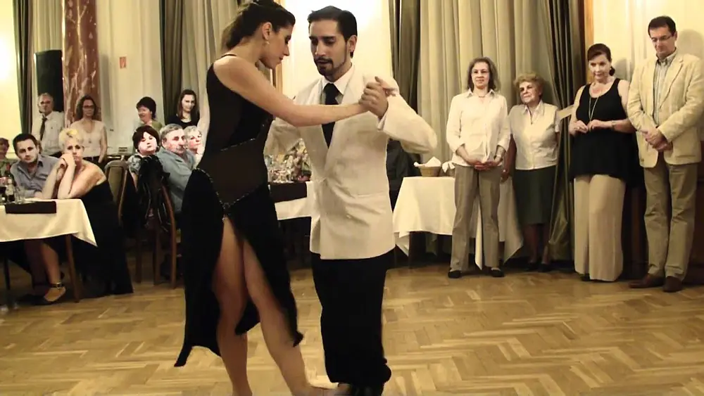 Video thumbnail for Reliquias portenas - Juan Martin Carrara, Stefania Colina - Tango Harmony
