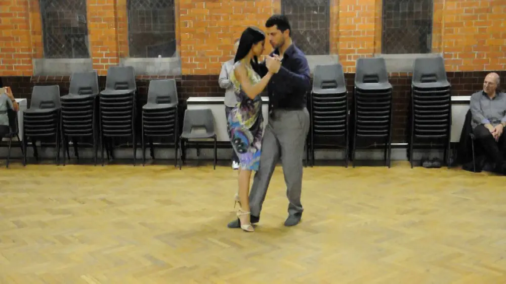 Video thumbnail for Cristian Petitto & Paula Duarte classes at Reading Tango Club -  Ganchos