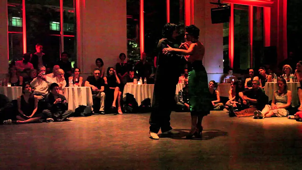 Video thumbnail for Gaston Torelli et Moira Castellano, "Desvelo" (tango).