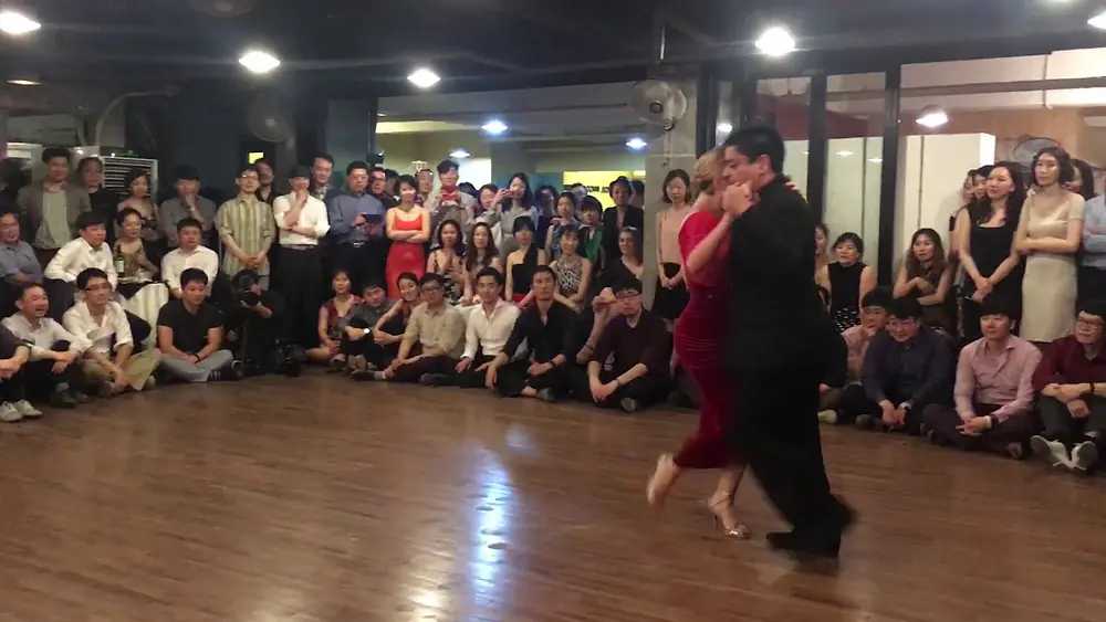 Video thumbnail for 2018.4.21korea seoul el tango  Carlitos Espinoza & Noelia Hurtado performance3