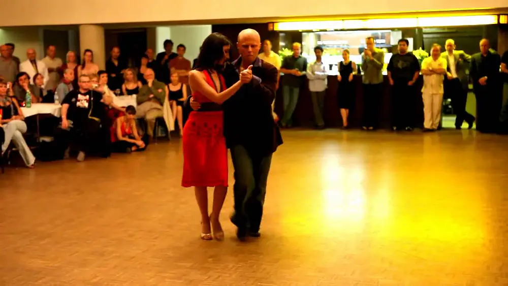 Video thumbnail for Robin Thomas & Kyla Mares - Toronto Tango Festival 2009