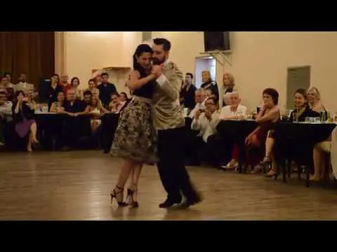 Video thumbnail for Moira Castellano & Javier Rodriguez en la Milonga del año!! 3/4