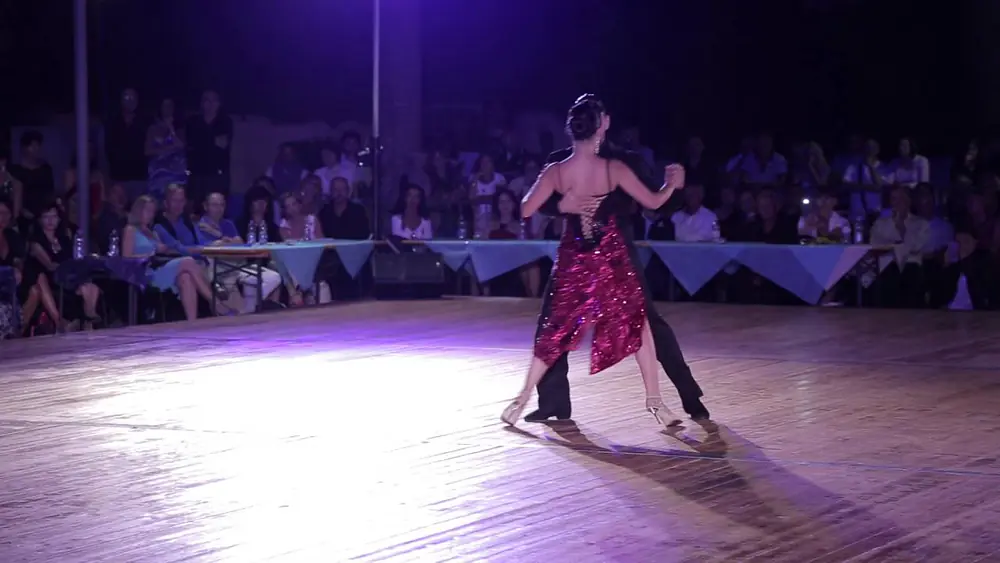 Video thumbnail for Maria Tsiatsiani y Leandro Palou 2 - Elba World Tango Festival 2016