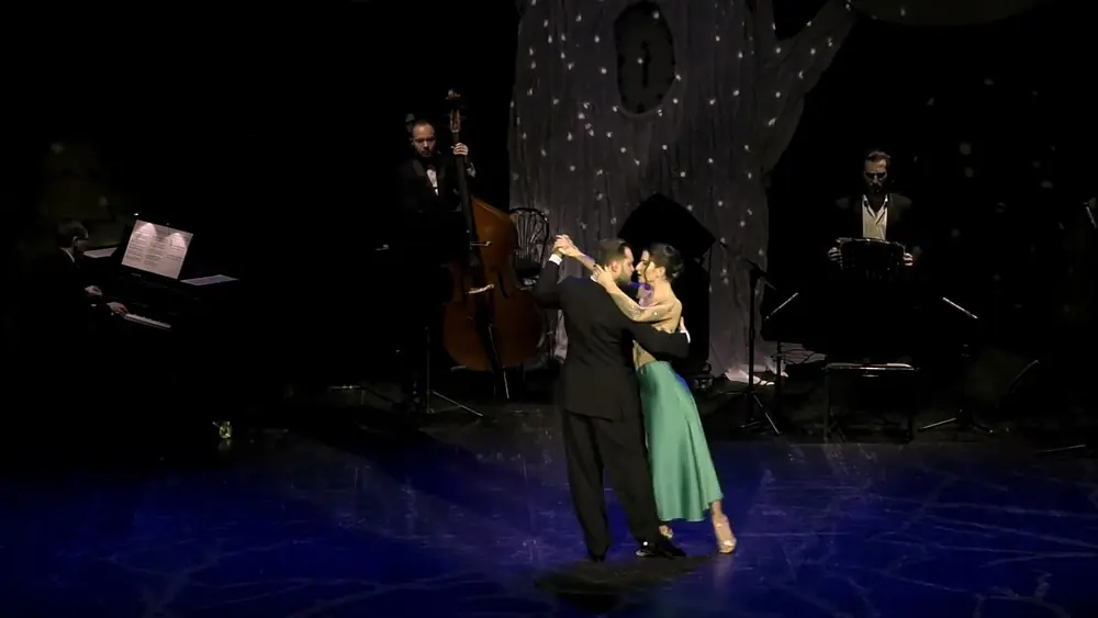 Video thumbnail for Solo Tango orquesta, Maxim Gerasimov & Olga Kravtzova "A las cinco en la giralda"