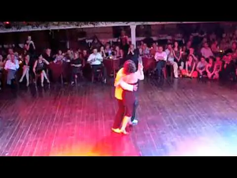 Video thumbnail for Julio Balmaceda y Corina de la Rosa bailando un Tango en el Festival de Lisboa