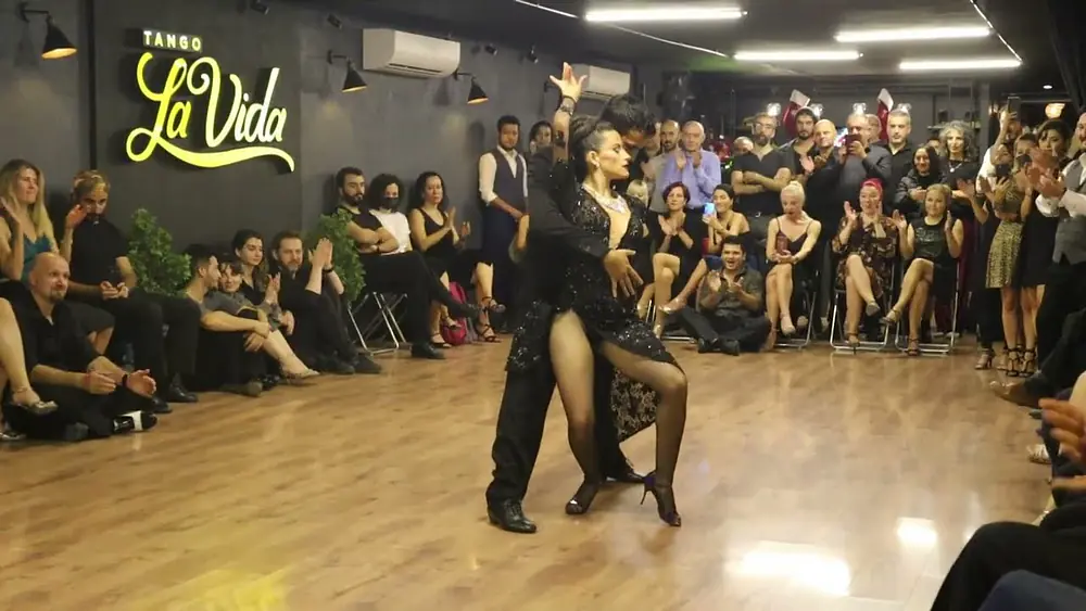 Video thumbnail for Talia Gorla & Gustavo Alvarez 1/4 Solo Tango - Zum Tango La Vida Night of the Maestros