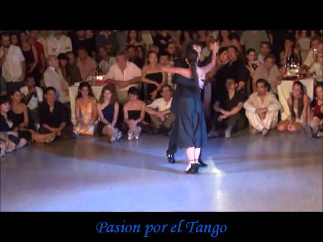 Video thumbnail for GERALDIN ROJAS & EZEQUIEL PALUDI bailando el tango TEMA OTOÑAL en FRUTO DULCE TANGOS