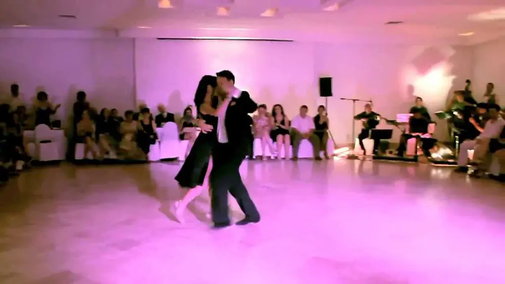 Video thumbnail for Daniela Roig & Hernán Prieto Performance - La Fábrica de Tangos