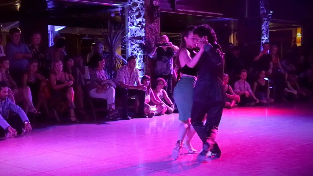 Video thumbnail for Tango en Punta Uruguay - 2016 - VIRGINIA ARZUAGA Y ESTEBAN CORTEZ 1/2