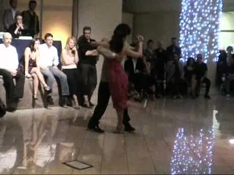Video thumbnail for Federico Naveira & Inés Muzzopappa,Tango[R]evolución 2011, 8 gennaio