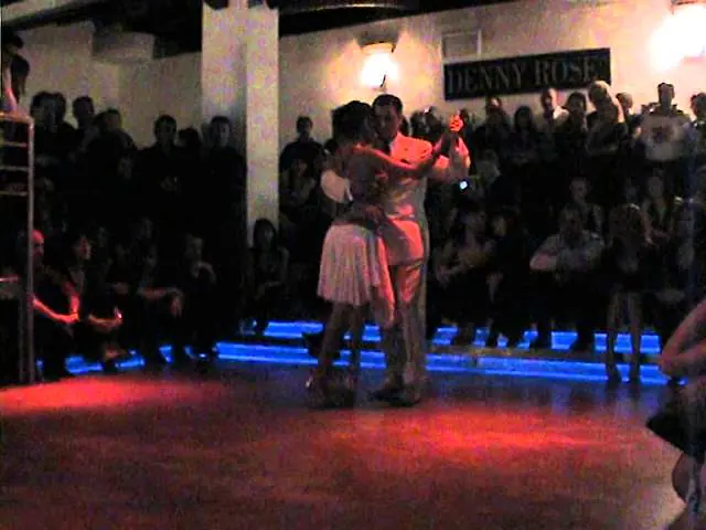 Video thumbnail for Roxana Suarez y Sebastian Achaval, primavera, Modena 2007