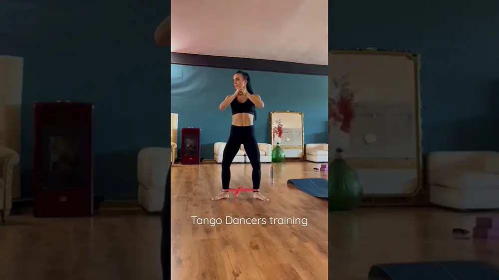 Video thumbnail for Tango dancer training Laia Barrera