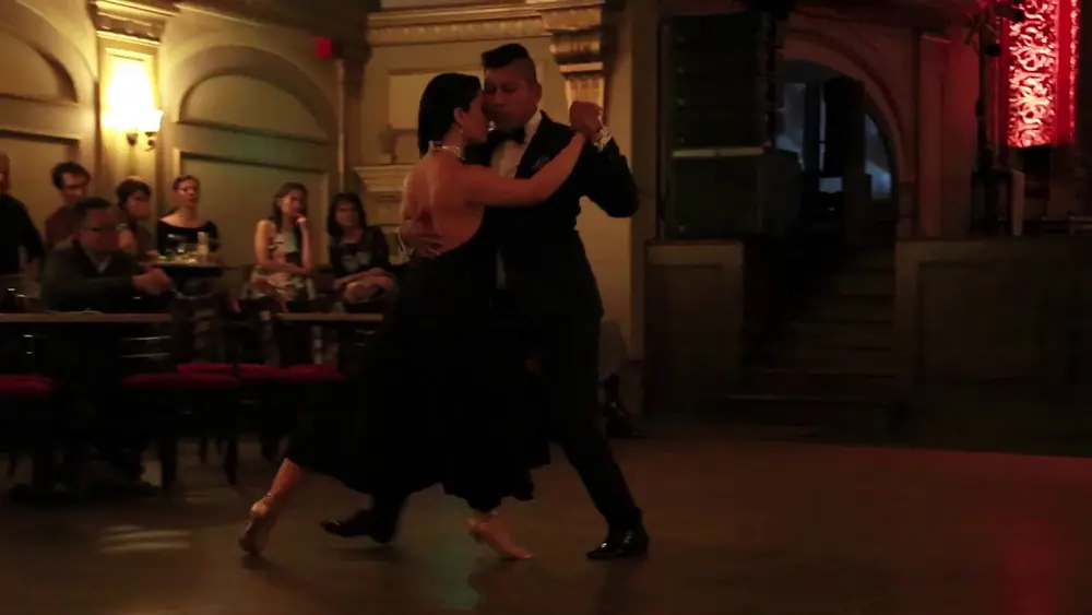 Video thumbnail for JORGE LOPEZ et SANDRA NACCACHE "Mano A Mano" (tango)