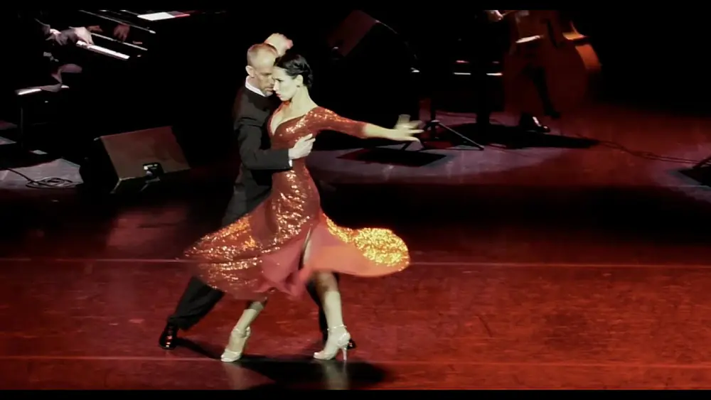 Video thumbnail for "Tanguera" Solo Tango orquesta,  Ekaterina  Tsybrova & Roman Karachevtsev
