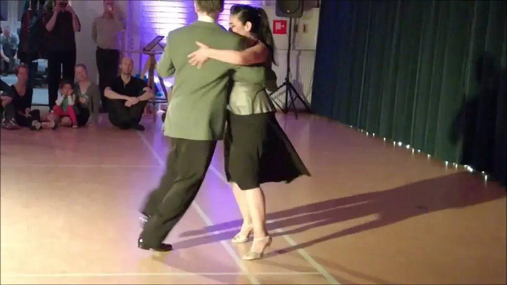 Video thumbnail for Carina Quiroga and Arttu Artkoski dancing milonga Corrales viejos 2017-04-29