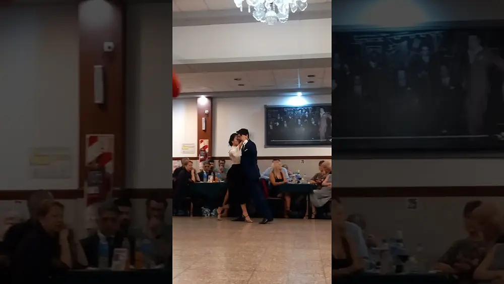 Video thumbnail for Cristian Correa y Natalia Galain campeonato de baile de la ciudad 2023, vals 1