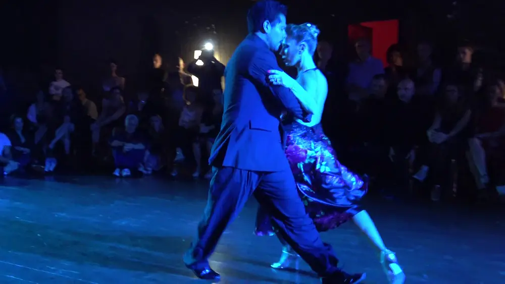 Video thumbnail for Sebastian Arce y Mariana Montes - Bari International Tango Congress - 03.11.2018  4.4