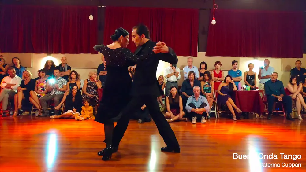 Video thumbnail for Ezequiel Paludi e Geraldine Rojas a Buena Onda - Tango 2