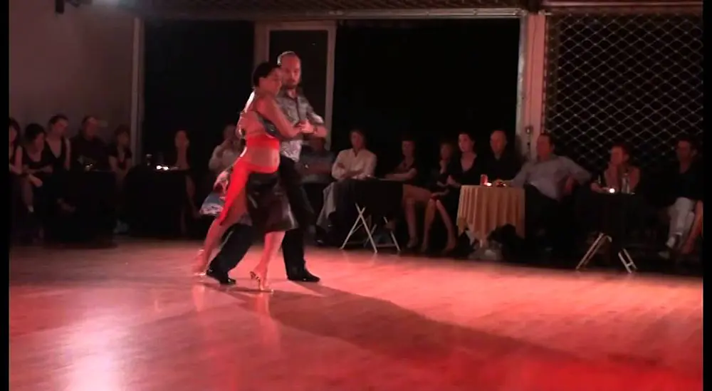 Video thumbnail for Erna et Santiago GIACHELLO dansent une valse de Chopin