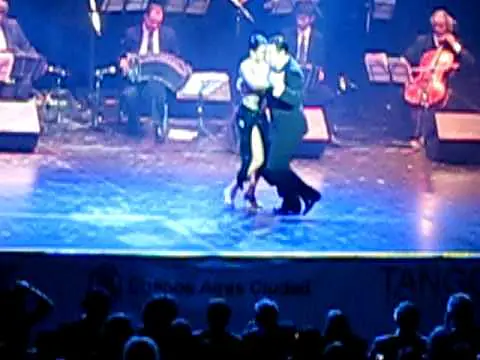 Video thumbnail for Orquesta Típica del maestro Leopoldo Federico bailan Miguel Angel Zotto y Daiana Guspero