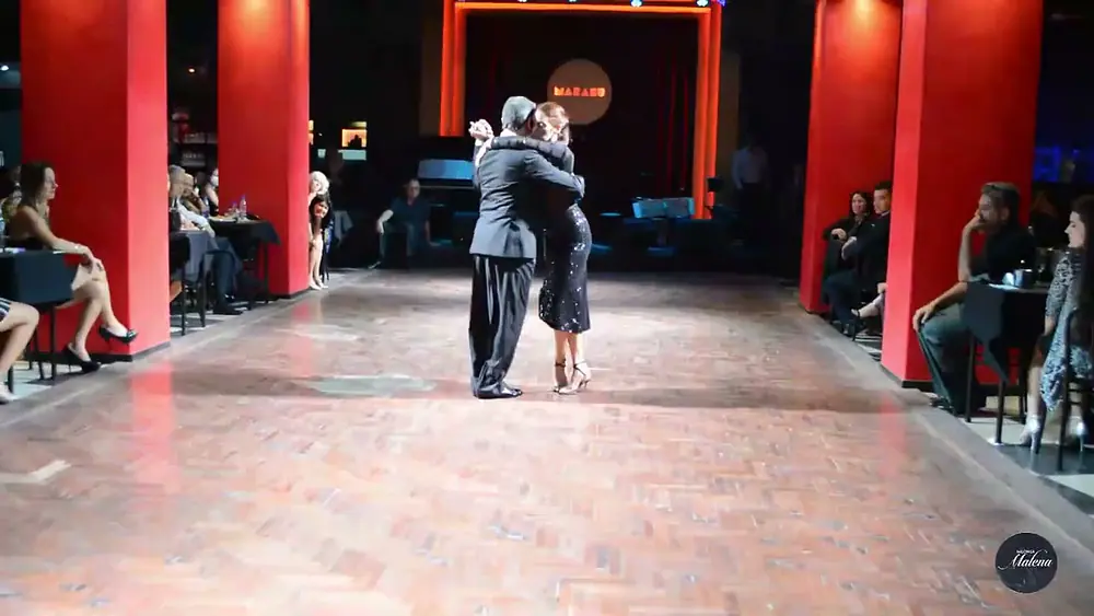 Video thumbnail for Juan Amaya & Valentina Garnier en Milonga Malena - Marabu !! 1/4