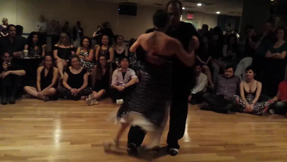 Video thumbnail for Argentine tango: Daniela Pucci & Luis Bianchi - DICHAS QUE VIVI