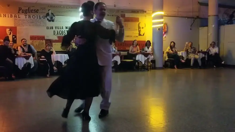 Video thumbnail for Siempre espectacular. Milonga baile Fabian Peralta Josefina Bermudez en el nuevo Fruto Dulce