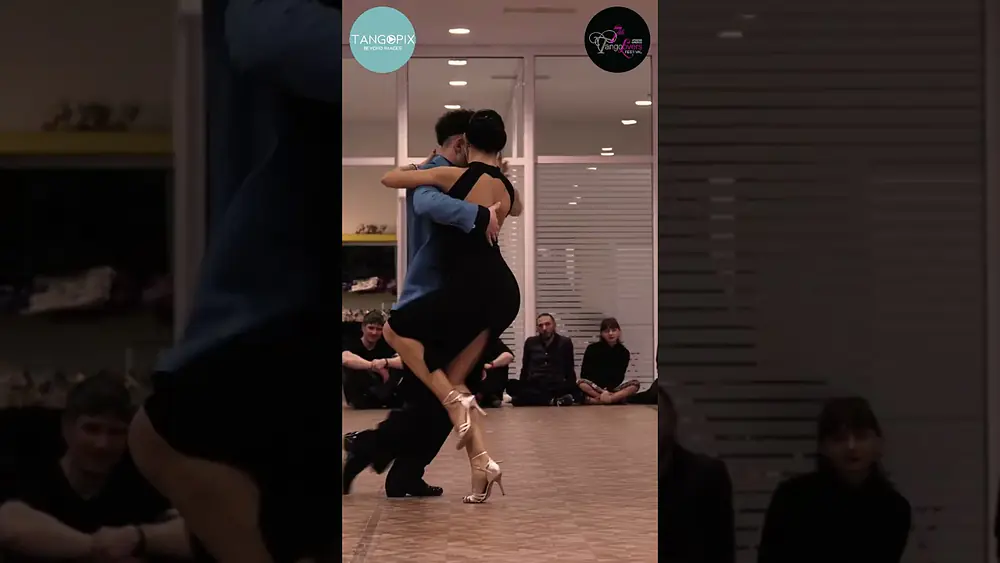 Video thumbnail for Naima Gerasopoulou & Lucas Gauto dance Aníbal Troilo - Silbando