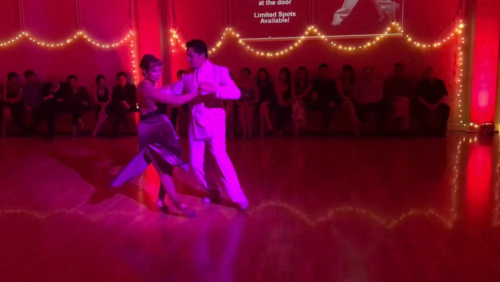 Video thumbnail for Miriam Larici & Leonardo Barrionuevo dancing at the Milonga Sentimental, part 2/4