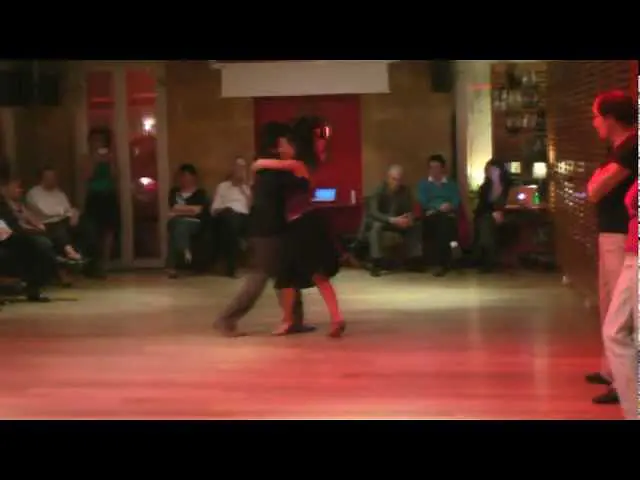Video thumbnail for Milonga 2 d'Alexis Quezada et Céline Giordano au petit Patio (Marseille) le 17 avril 2012