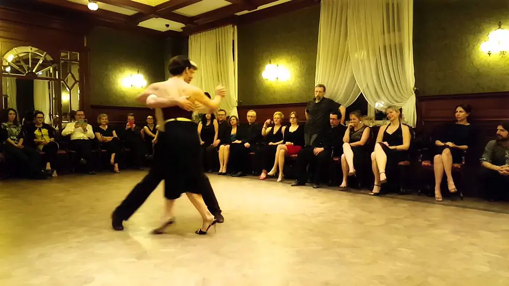 Video thumbnail for Elise Roulin & Toni Kastelan - Tigre Viejo (tango)