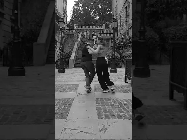 Video thumbnail for Veronica Toumanova and Asya Moiseeva dancing tango in Montmartre