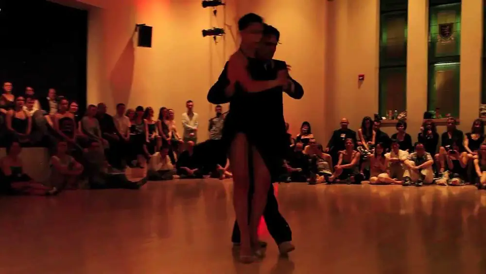 Video thumbnail for Gaston Torelli et Moira Castellano, "La ultima curda" (tango), (3de4).