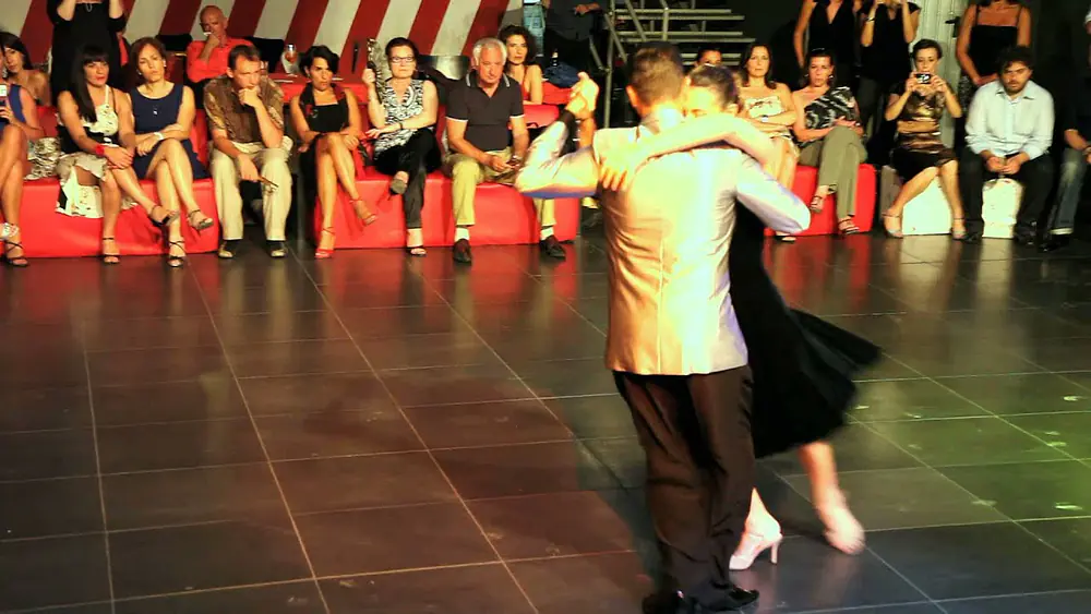 Video thumbnail for Claudio Forte & Barbara Carpino - 15/06/2014 (Messina) 1/4 Tango