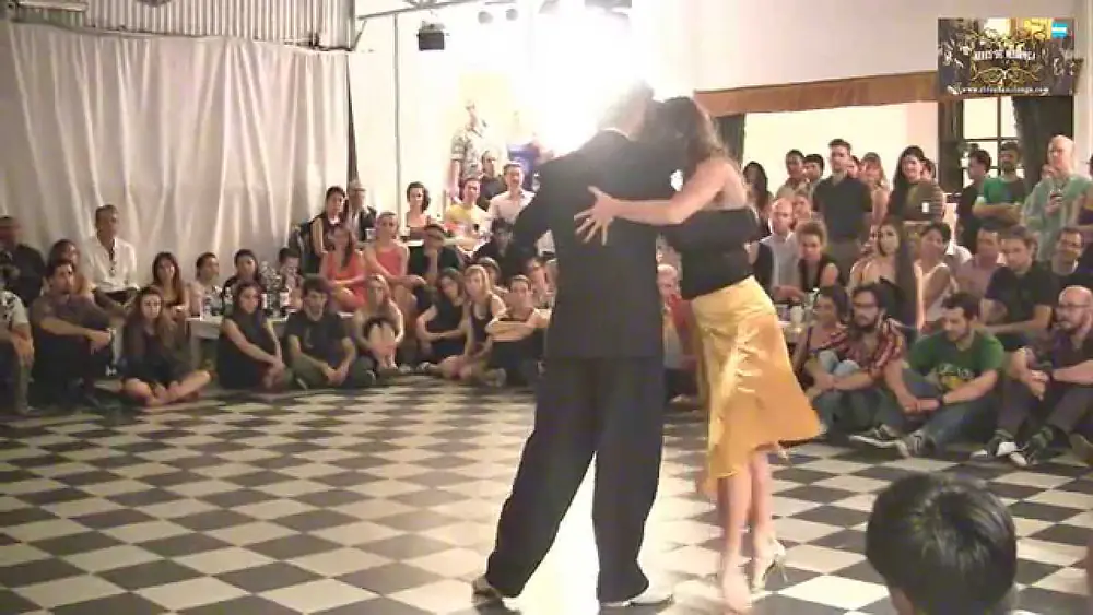 Video thumbnail for Yamila Ivonne y Rodrigo Forti en La Bicicleta practica de tango