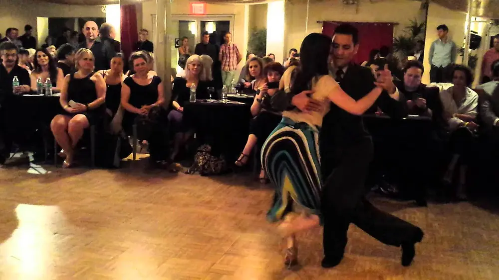 Video thumbnail for Argentine tango: Sol Alzamora & Leandro Capparelli - Toda Mi Vida