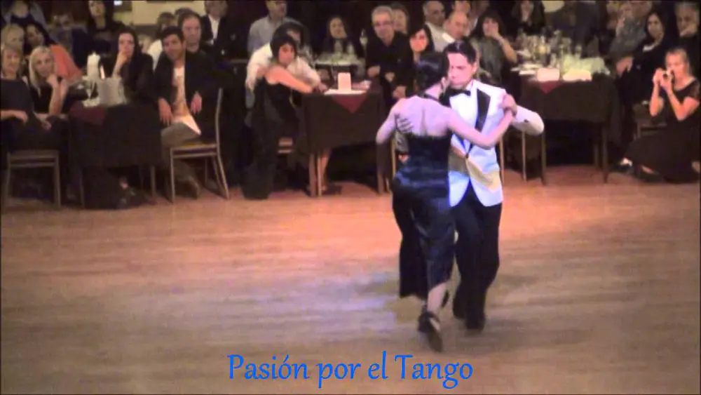 Video thumbnail for CINTHIA DIAZ y BRUNO MAYO Bailando el Tango TUS PALABRAS Y LA NOCHE en YIRA YIRA MILONGA