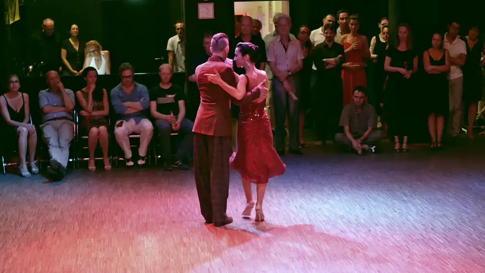 Video thumbnail for Michael Nadtochi und Paula Duarte bei Pan y Tango (2)