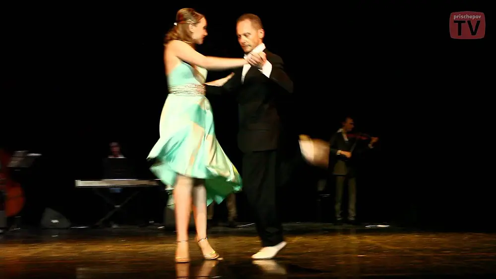 Video thumbnail for Roman Konyshev & Julia Yukhina, Festival of Argentine Tango «MILONGUERO NIGHTS»