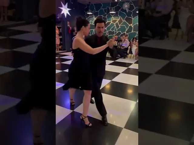 Video thumbnail for Maria Casán & Pablo Ávila: Vals @ El boliche tangoclub Padua