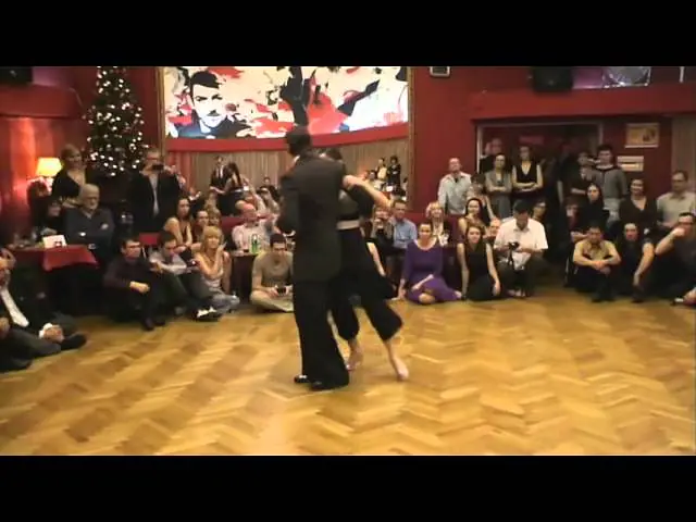 Video thumbnail for Eugenia Eberhardt & Sebastian Posadas, Tango show (1/5), 10.12.2011