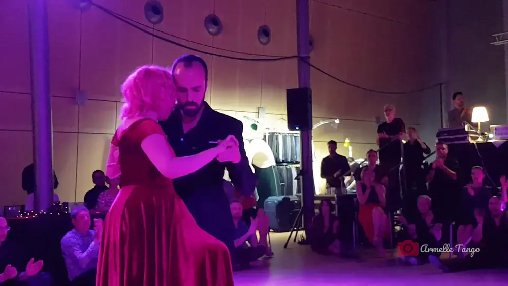 Video thumbnail for Pablo Rodriguez & Carolina Couto ❤ @ Lyon Tango Festival 2019 - : Maquillaje (Roberto Goyeneche)