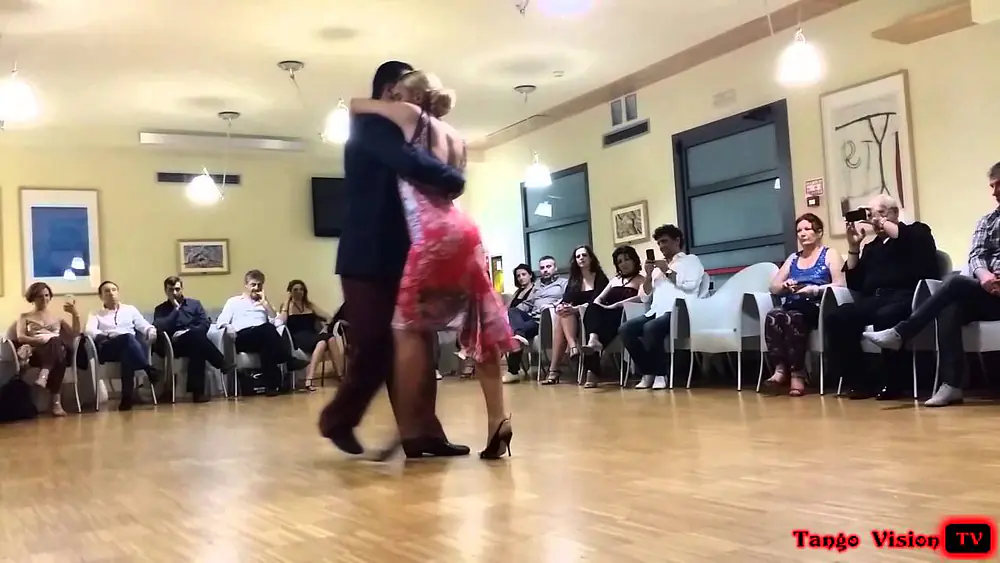 Video thumbnail for Rino Fraina & Graziella Pulvirenti 1/4 l'Abbraccio dei briganti tango meeting 2015