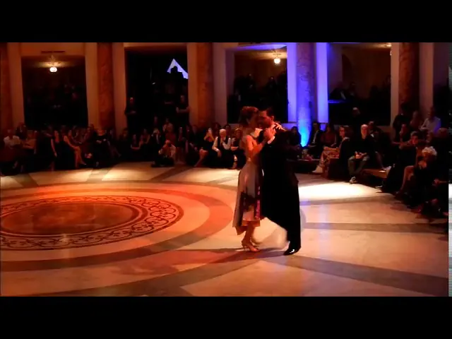 Video thumbnail for Esibizione di Chloe Theodoropoulou e Dionisis Theodoropoulos al Naples International Tango Festival