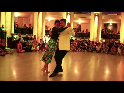 Video thumbnail for Corina Herrera y Octavio Fernández - Milonga de mis Amores - Orquesta de Juan D'Arienzo