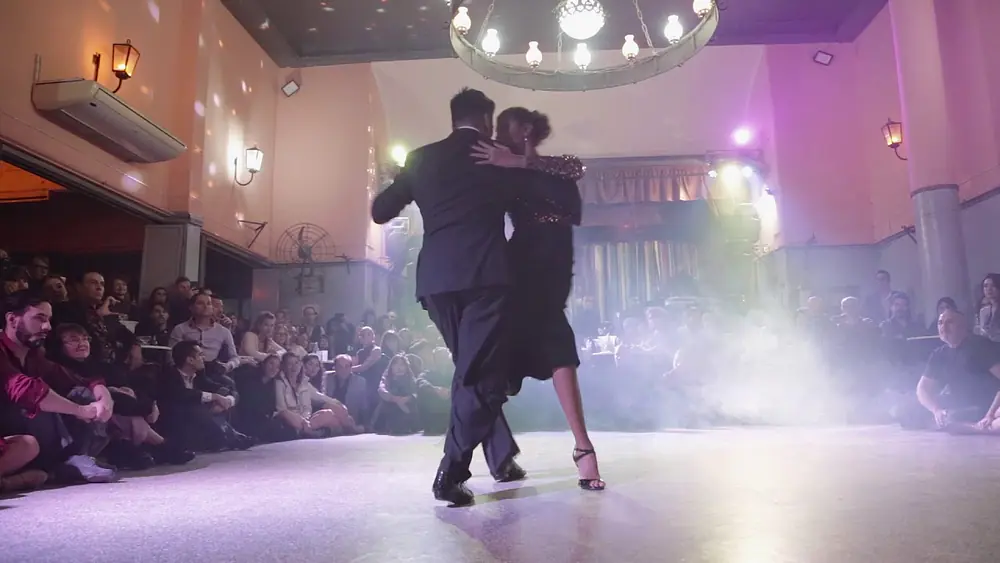 Video thumbnail for Festival Tango Salón Extremo 2018 - Sebastián Achaval & Roxana Suárez (1/2)