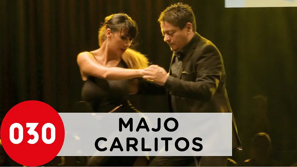 Video thumbnail for Majo Martirena and Carlitos Espinoza – Maquillaje
