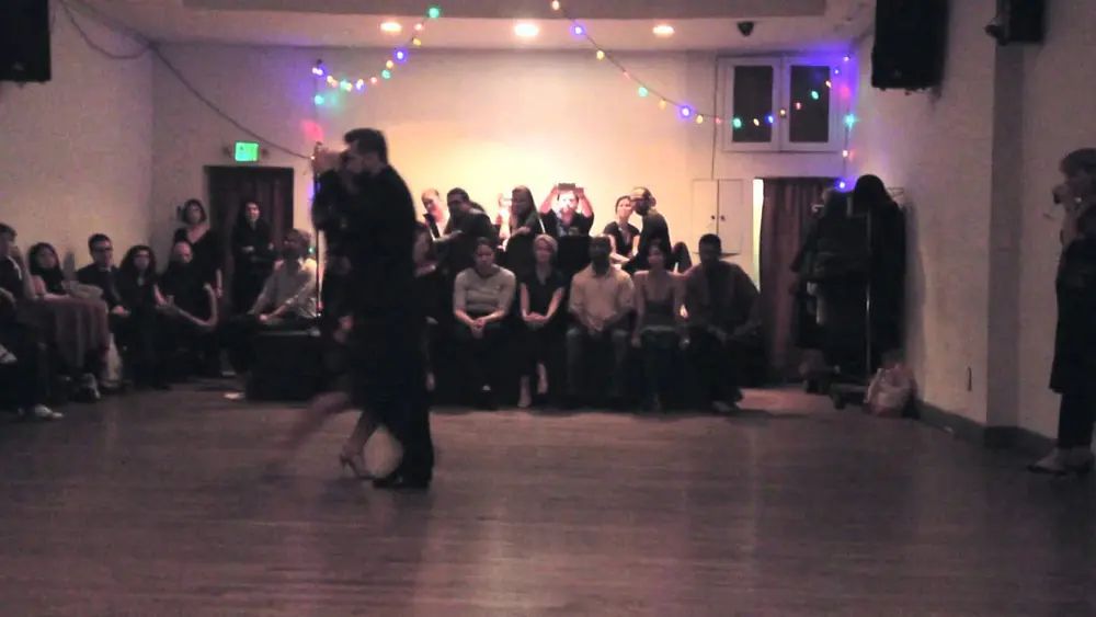 Video thumbnail for Argentine Tango: Claudio Gonzalez & Julia Urruty