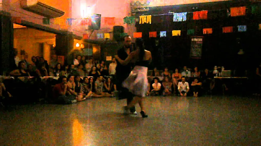 Video thumbnail for Corina Herrera y Pablo Rodriguez en El Motivo Tango, 1/4/13