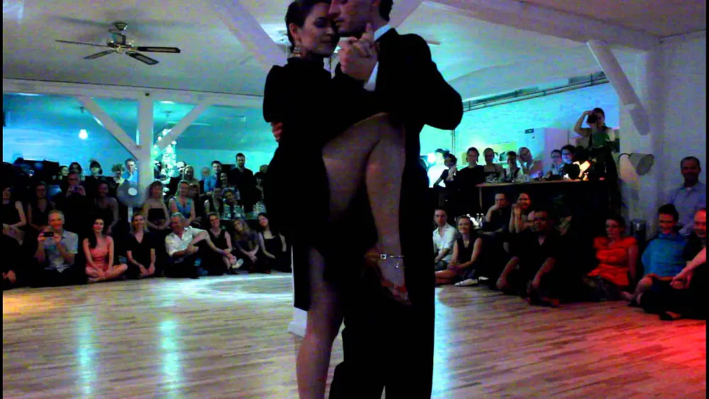 Video thumbnail for Anna Sol & Martin Pedersen, Recuerdo - Ojos de Tango, m2tango.dk & tangokompaniet.com, 1/2